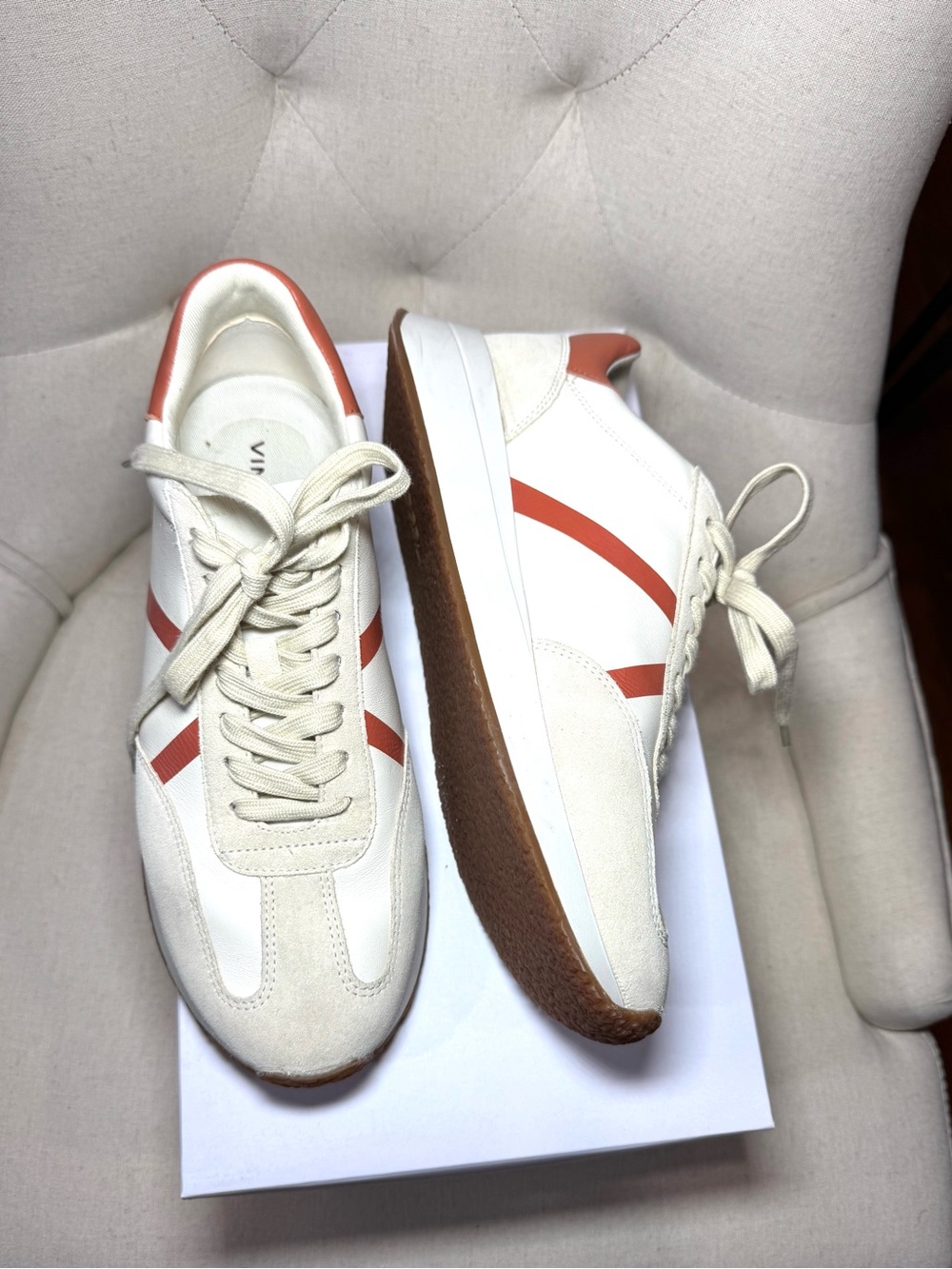 Vince Ohara Leather Suede Sneakers Shoes 8.5